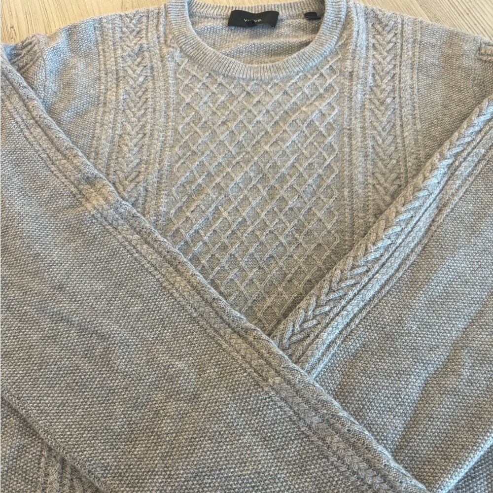 Vince Men’s Cable knit sweater